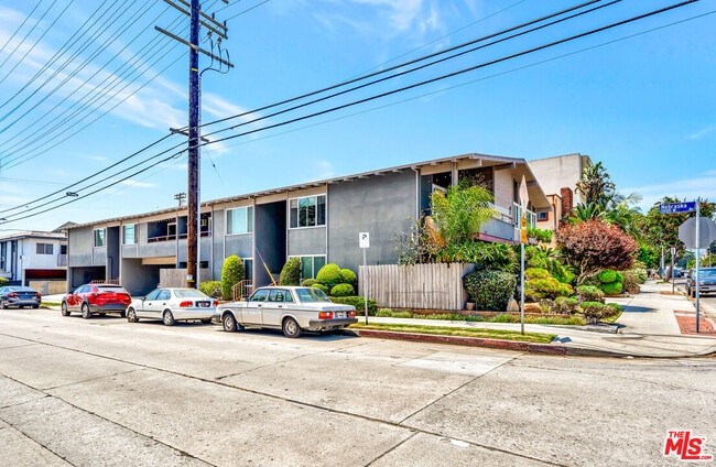 11563 Nebraska Ave in Los Angeles, CA - Building Photo - Building Photo