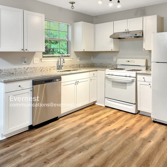 5079 Chupp Way Cir in Stonecrest, GA - Building Photo - Building Photo