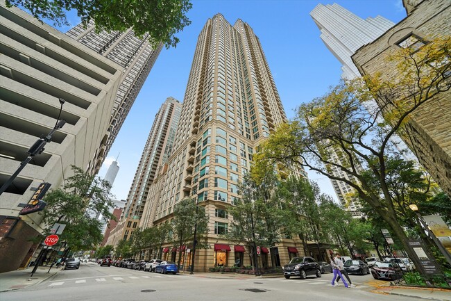 property at 25 E Superior St