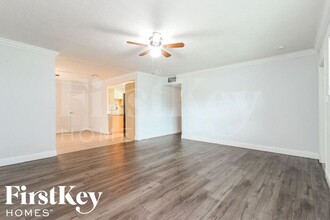 8497 75th Ave N in Seminole, FL - Building Photo - Building Photo