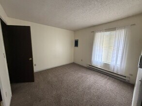 11037 SE 223rd St in Kent, WA - Building Photo - Building Photo