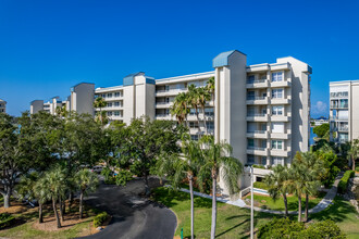 HarbourSide Condos in South Pasadena, FL - Building Photo - Building Photo