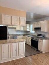 910 Logwood Rd in Capitol Heights, MD - Foto de edificio - Building Photo