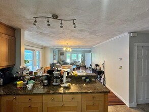 19 Gordon St, Unit 2 in Somerville, MA - Building Photo - Building Photo