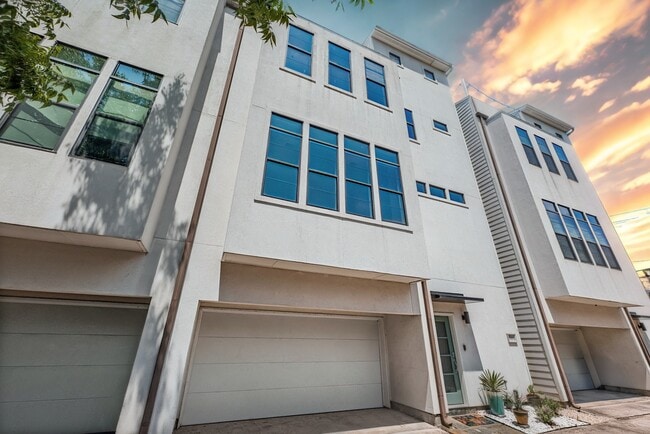 property at 1705 Weber St