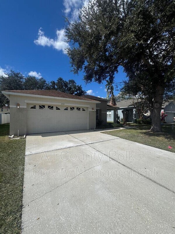 2505 Brownwood Dr in Mulberry, FL - Building Photo - Building Photo