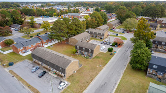 Cedar Court Apartments