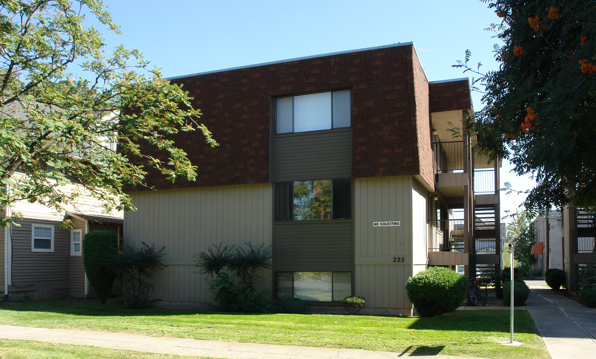 University Area Housing in Spokane, WA - Building Photo