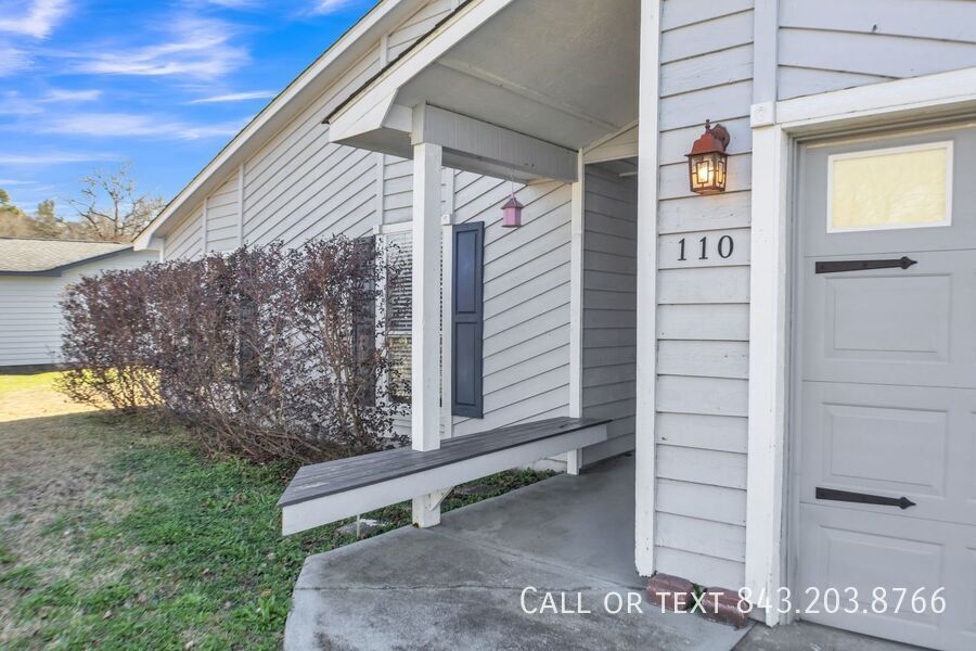 110 Train Dr in Summerville, SC - Building Photo