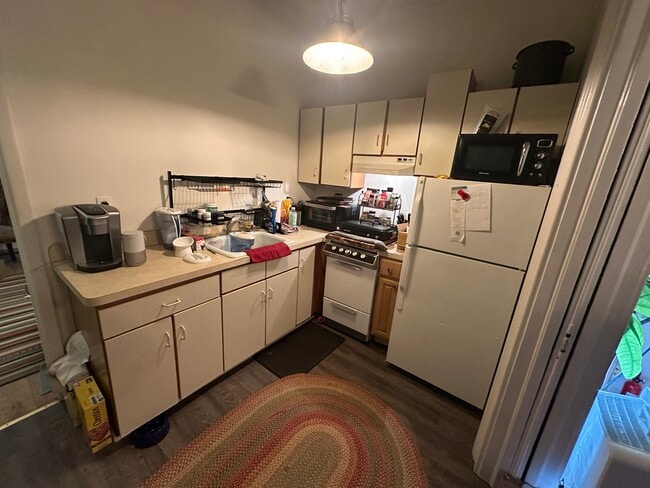 property at 103 Front St