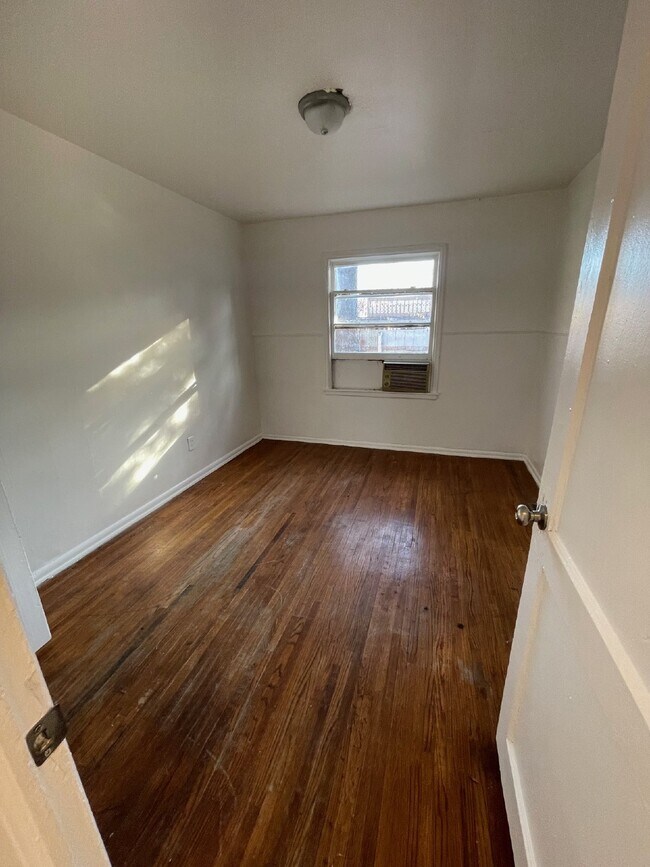 1039 S Laura Ave-Unit -D in Wichita, KS - Building Photo - Building Photo