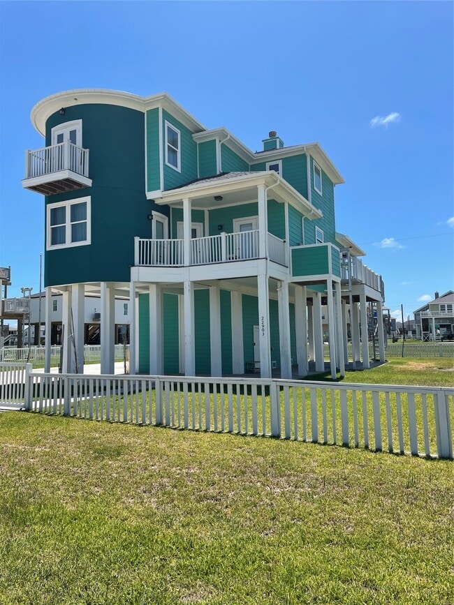 property at 22903 Miramar Dr