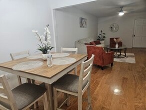 5155 Wayneland Dr in Jackson, MS - Building Photo - Building Photo