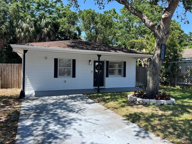 1917 W Cherry St in Tampa, FL - Building Photo - Building Photo