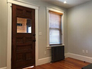 9 Pope St in Newport, RI - Building Photo - Building Photo