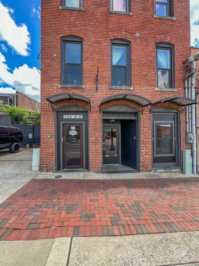 124 Strawberry Alley in Clarksville, TN - Building Photo - Building Photo