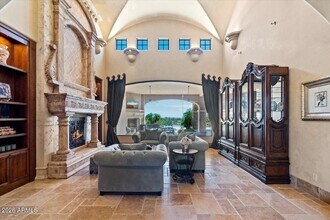 13027 E Saddle Horn Trail in Scottsdale, AZ - Building Photo - Building Photo