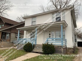 1036 Lafayette Ave NE in Grand Rapids, MI - Building Photo