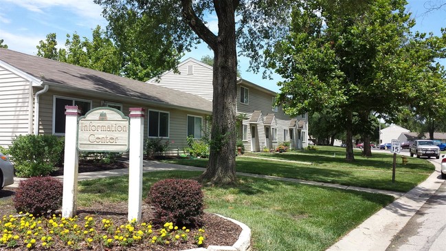 Aspen Place in Gardner, KS - Building Photo - Building Photo