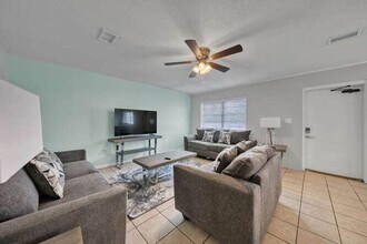 305 Barracuda Ave in Fort Walton Beach, FL - Building Photo - Building Photo