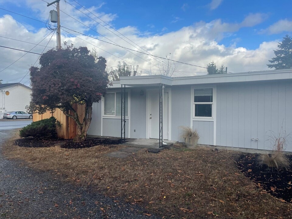 673 3rd Street in Langley, WA - Building Photo