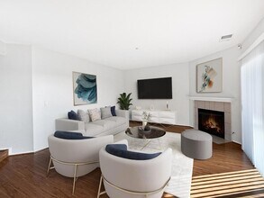 21239 Gary Dr, Unit 110A in Hayward, CA - Foto de edificio - Building Photo