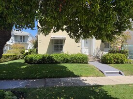 1068 S Orange Grove Ave, Unit 1068 in Los Angeles, CA - Building Photo