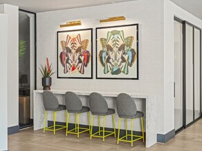 Clinton in Los Angeles, CA - Building Photo - Building Photo