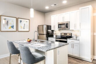 The Edison at Bridlespur in Kansas City, MO - Building Photo - Building Photo