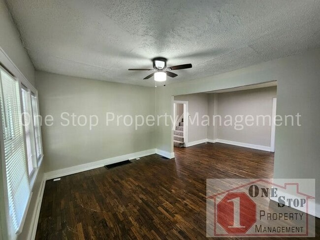 3001 E 80th St in Kansas City, MO - Building Photo - Building Photo