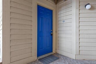 2620 Greenstone Blvd, Unit 1801 in Auburn Hills, MI - Building Photo - Building Photo