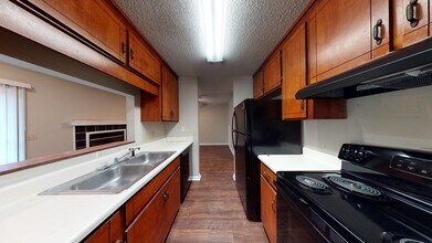 158 Woodfield Pl in Enterprise, AL - Building Photo - Building Photo