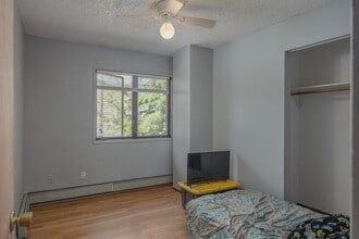 812 Andrew St in Fairbanks, AK - Building Photo - Building Photo