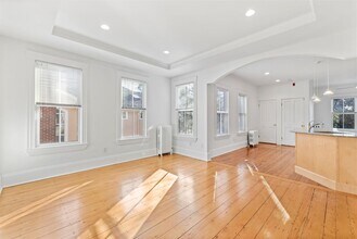 30 Healey St, Unit 2 in Cambridge, MA - Building Photo - Building Photo