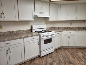 2864 Country Club Dr in Bullhead City, AZ - Building Photo - Building Photo