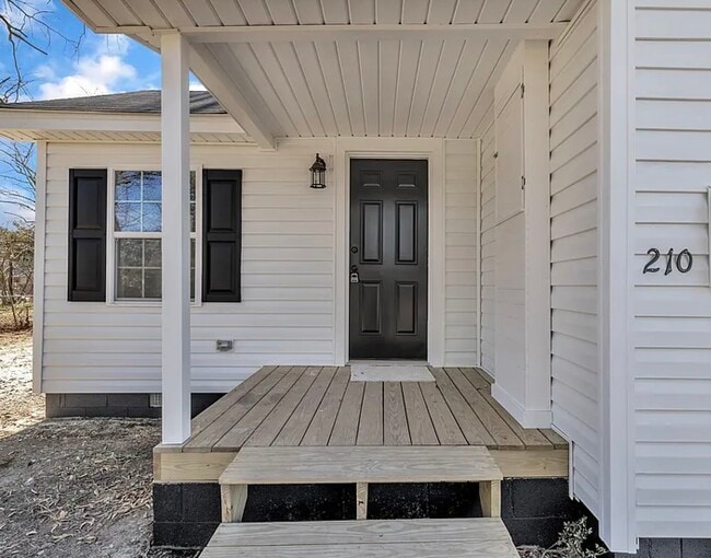 210 Circle Dr in Smithfield, NC - Building Photo - Building Photo