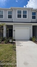 577 Holly Lks Dr in Orange Park, FL - Building Photo - Building Photo