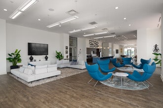 Beacon Harbor Point in Stamford, CT - Building Photo - Interior Photo