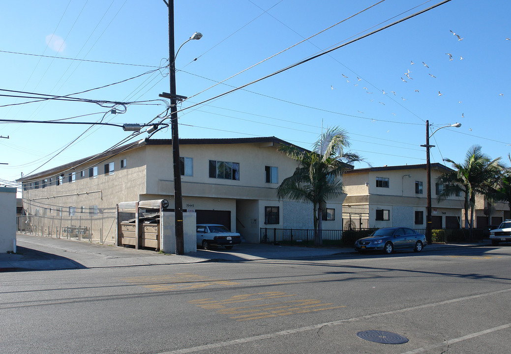 5431-5441 Perkins Rd in Oxnard, CA - Foto de edificio