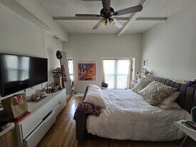 160 Bleecker St in New York, NY - Building Photo