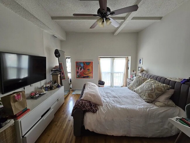 property at 160 Bleecker St