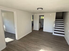 2608 Dorchester Dr NW in Roanoke, VA - Building Photo - Building Photo