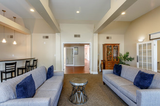 Castlegate in Arvada, CO - Building Photo - Interior Photo