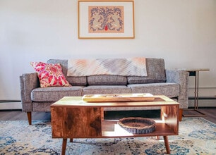 136 Main St in Warren, RI - Foto de edificio - Building Photo