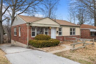 231 Emerling Dr in St. Louis, MO - Building Photo