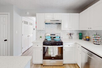 2995 Rapids Dr in Decatur, GA - Building Photo - Building Photo