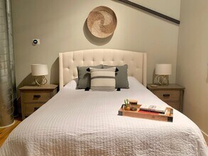 3612 Artist's Way in Charlotte, NC - Building Photo - Building Photo