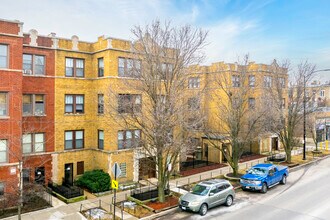 1331-41 W. Addison in Chicago, IL - Foto de edificio - Building Photo
