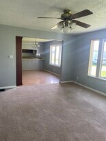 11790 23 Mile Rd in Marshall, MI - Building Photo