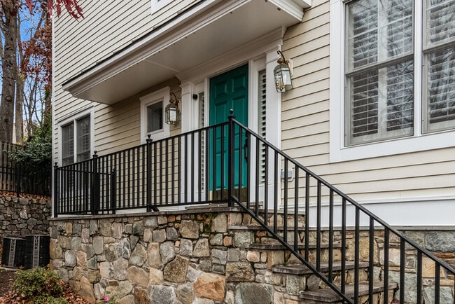 87 Heron Lane in Occoquan, VA - Building Photo - Building Photo